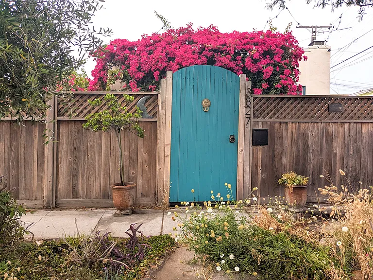 3827 Madison Ave — Photo 2