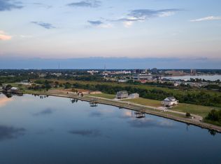 625 River Rd, Lake Charles, LA 70601