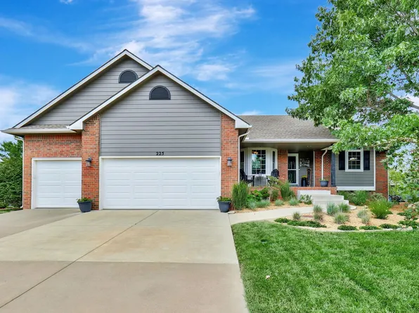 225 S Jamestown Cir, Andover, KS 67002
