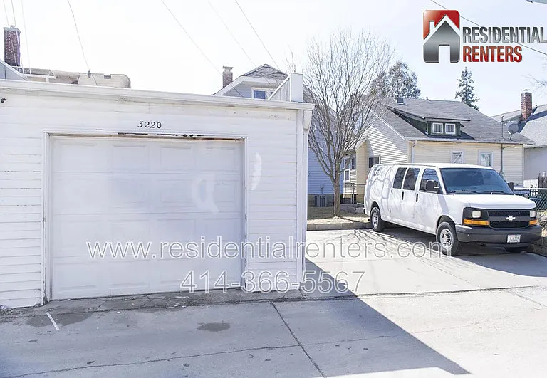 3220 W Madison St — Photo 23