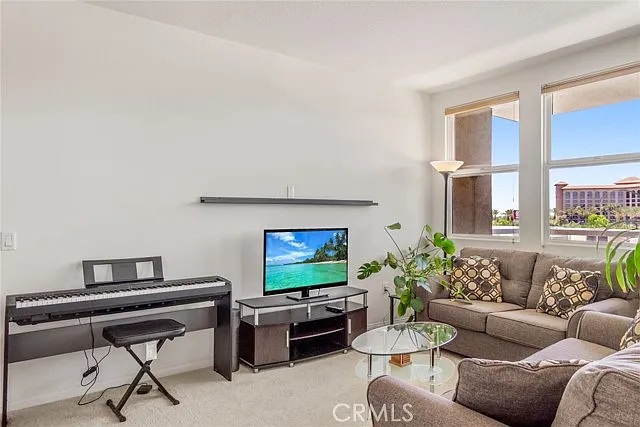 2 bed, 1209 sqft, $3,350 — Photo 3