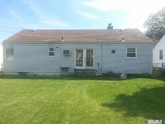 2nd image of 1936 Byron Ave