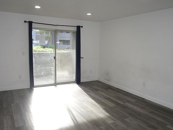 3rd image of 5055 W Hacienda Ave #1051-1