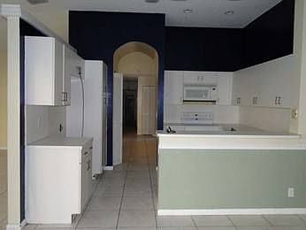 4th image of 11335 Lakeview Dr