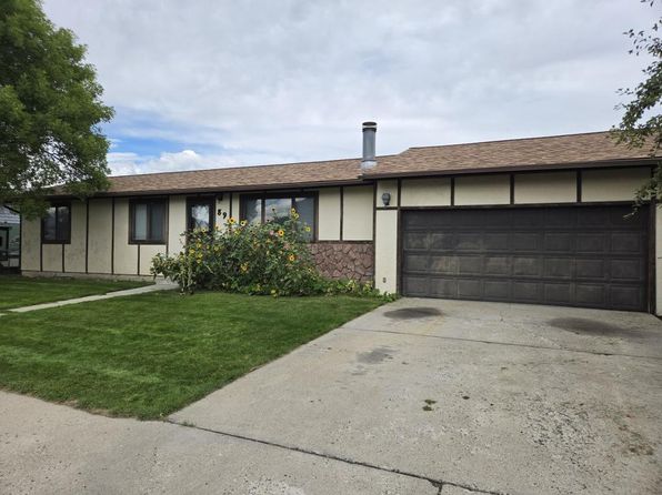 89 Oakwood Ln