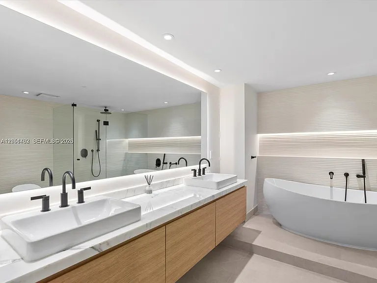 495 Brickell Ave #2305 — Photo 27