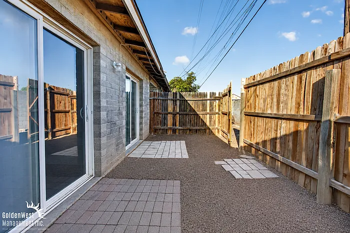 2209 W Belmont Ave #5 — Photo 19