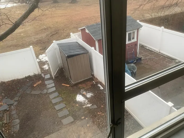 192nd St — Photo 7