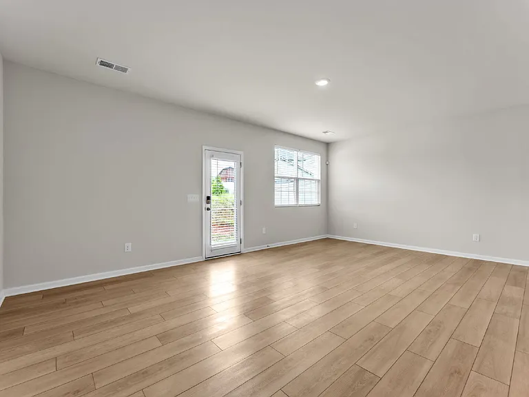 452 Bee Cove Way — Photo 6