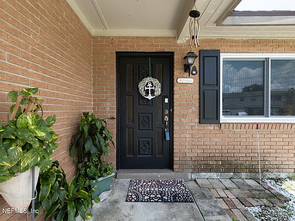 5th image of 3910 BOGATA Drive N
