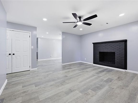 4th image of 1136 Montlieu Ave