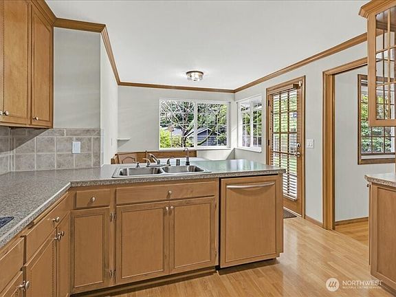 5th image of 7409 191st Street SW