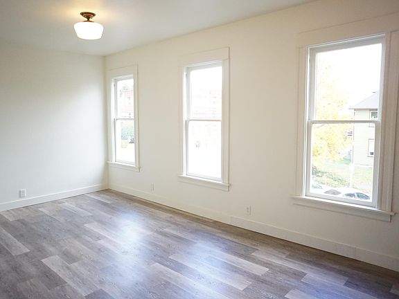 3rd image of 702 6th Ave APT C