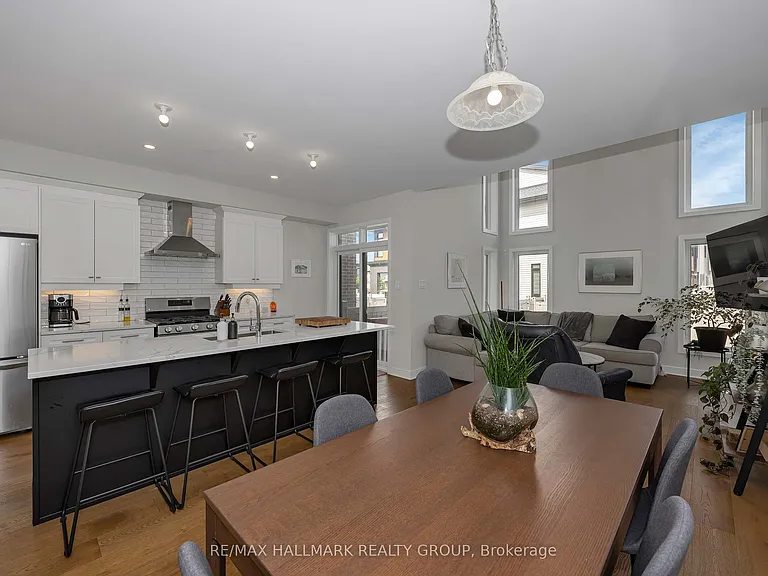 208 Big Dipper St E — Photo 15
