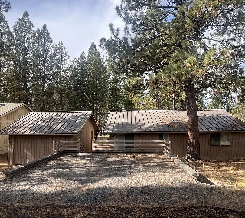 4 Wolf Ln #57246