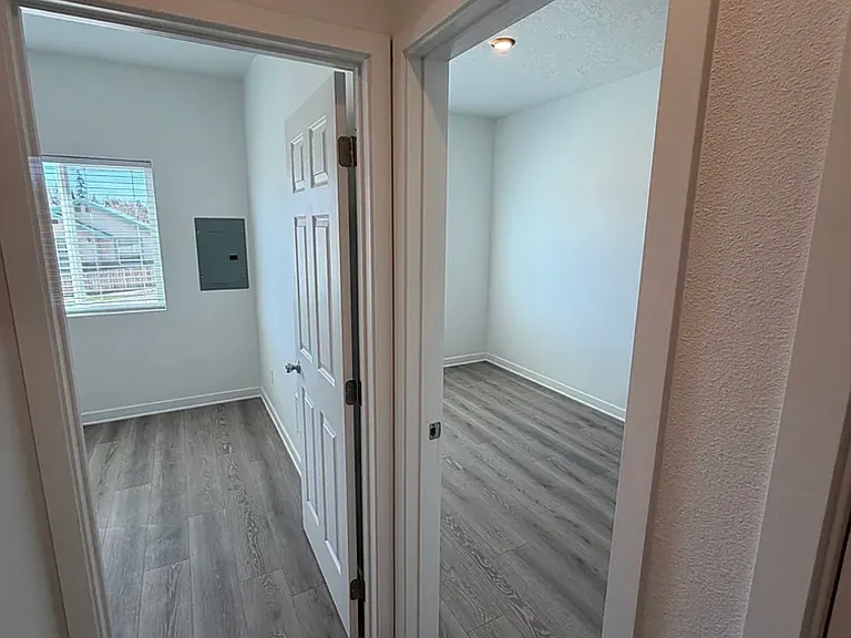 1433 Lakeview Ave #1 — Photo 7
