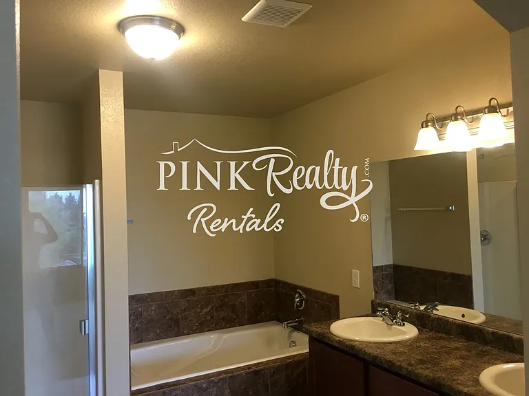 2317 Washo Cir — Photo 11