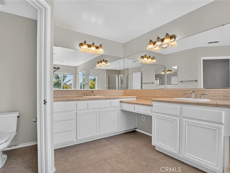 11217 Ravenna Ln — Photo 36