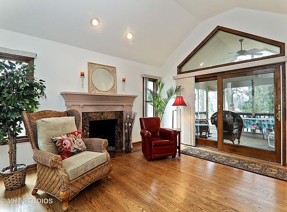 2nd image of 5544 Durand Dr #5544