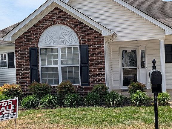 3rd image of 20 Southwoode Cir