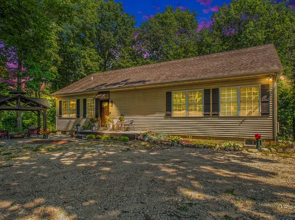 5895 Hagar Pl, Coloma, MI 49038