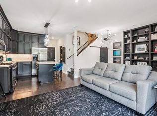 1006 Van White Memorial Blvd, Minneapolis, MN 55411