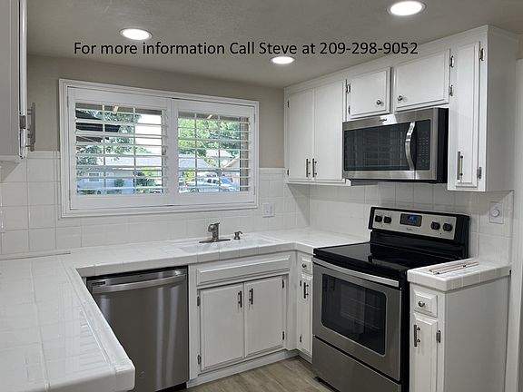 2nd image of 8130 N Arroyo Way