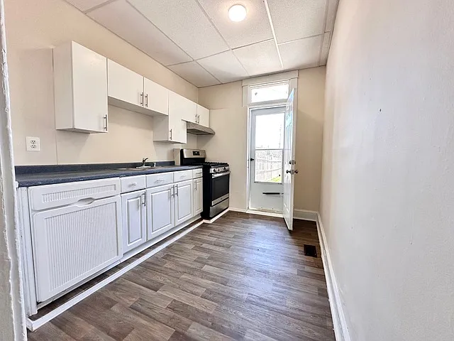 Building Photo - 4013 W Belvedere Ave #1