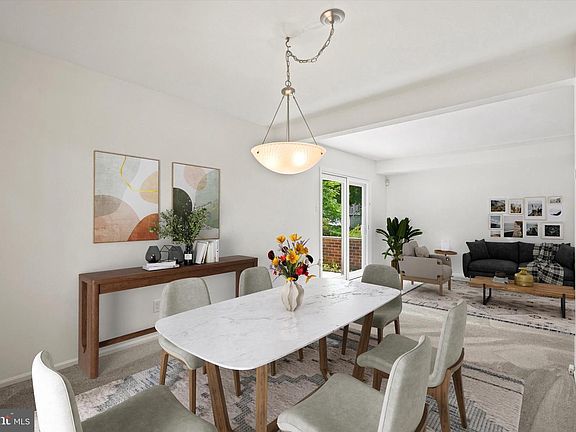 3rd image of 101 Elgin Ct #363