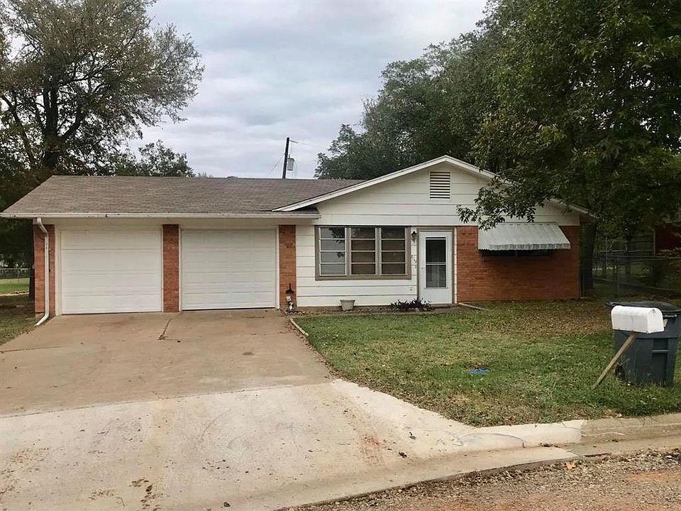 1st image of 409 SE 27th Ave