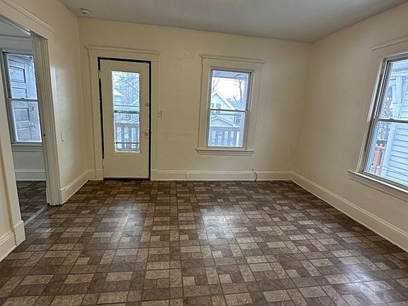 3rd image of 2023 W 105th St #Up