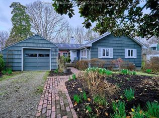 1541 Hampton Rd, Charleston, WV 25314