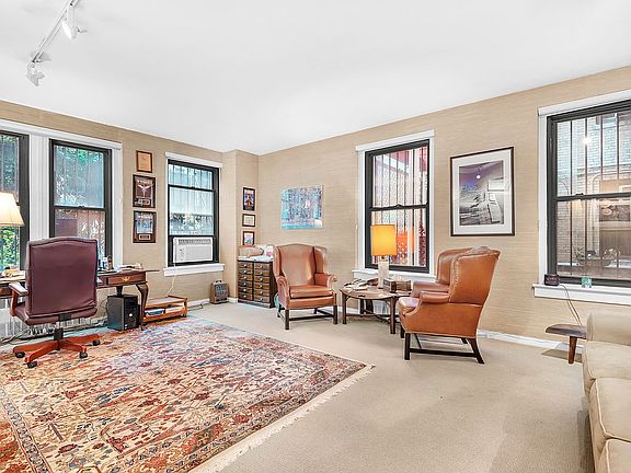 4th image of 180 E 79th St #1D
