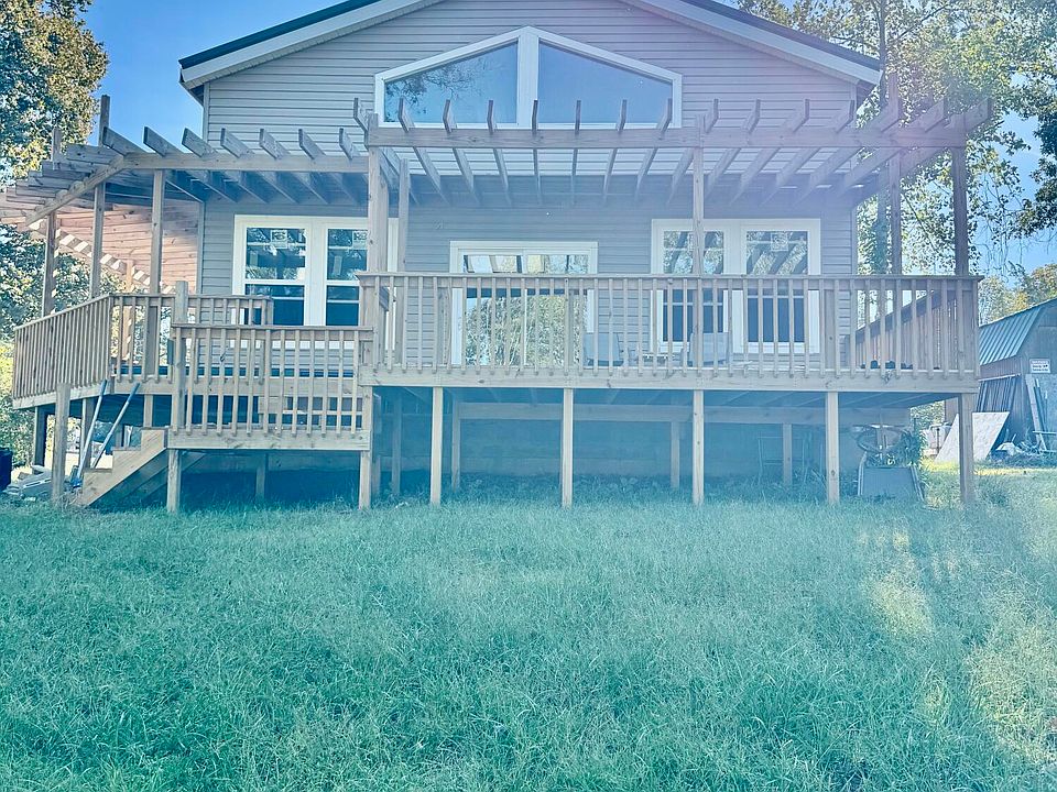 1st image of 973 Stonegate Dr