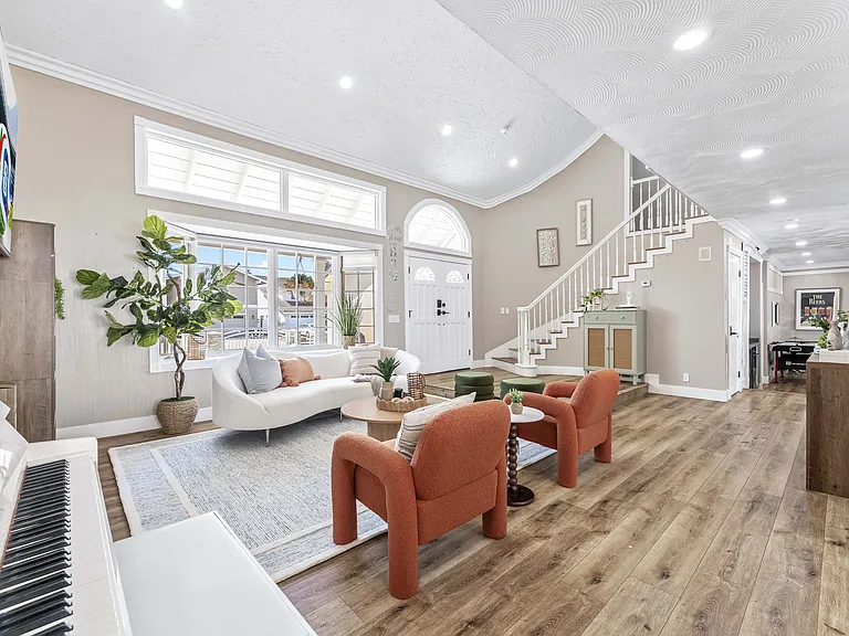 8641 Acapulco Cir — Photo 5