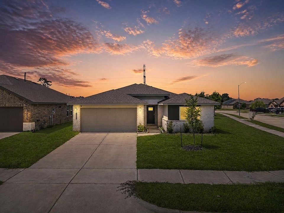 1st image of 1702 Plantation Pl