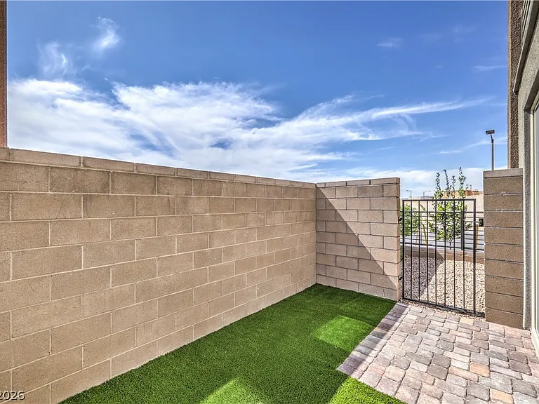 11504 Fleet Wing Ave — Photo 36