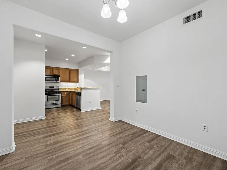 Jasmine Place — Photo 91