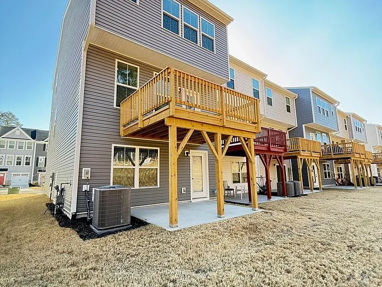1362 Chowan Ave — Photo 34