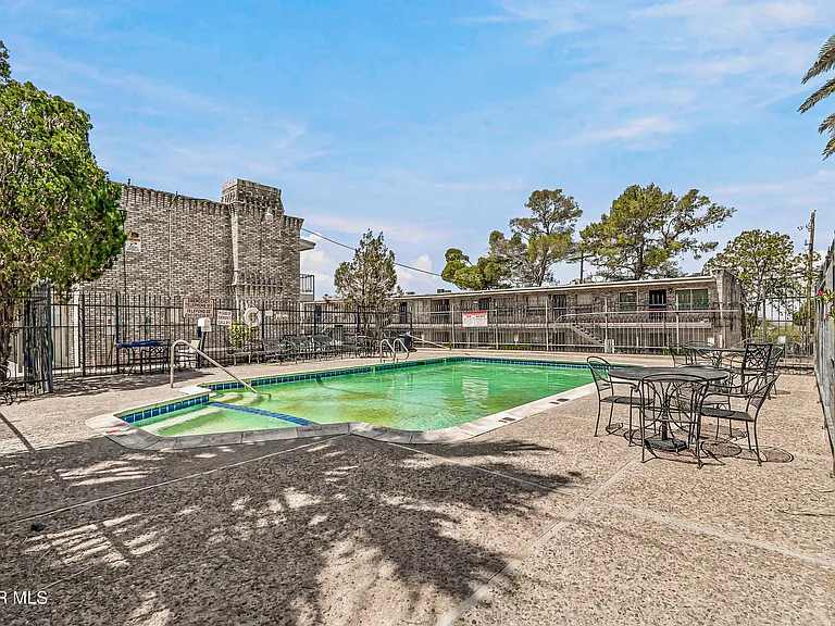 6700 Escondido Dr #G9 — Photo 28