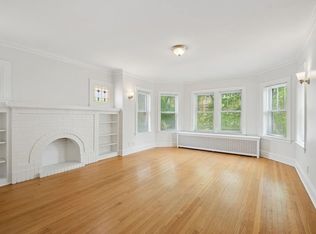 6034 N Rockwell St #2, Chicago, IL 60659