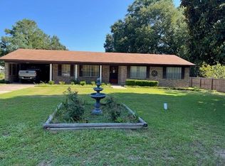 102 Nix Ave, Opp, AL 36467