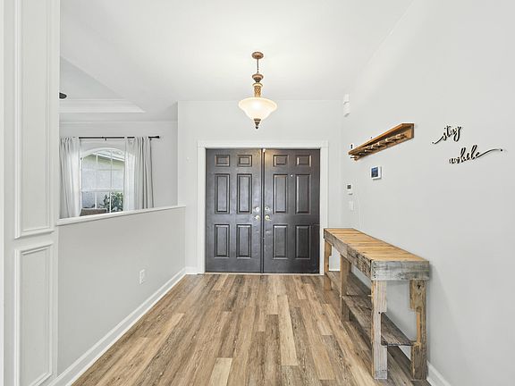 3rd image of 2341 SE Haddon Street