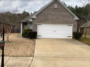 250 Oxmoor Pl, Birmingham, AL 35211