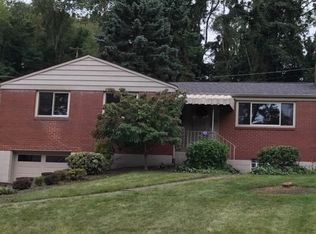 5114 S Passage Dr, Pittsburgh, PA