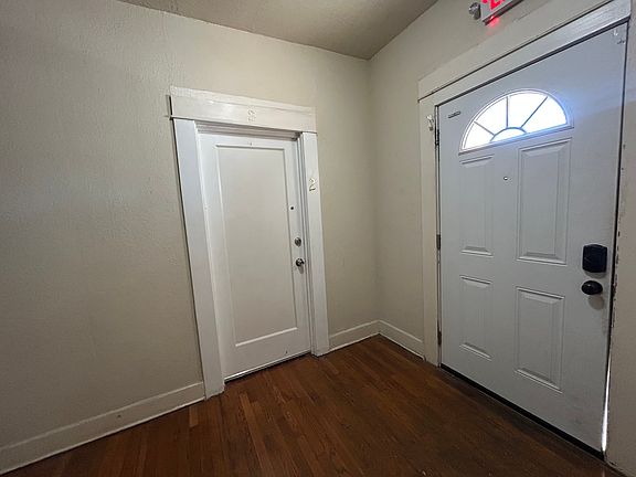 3rd image of 619 W Russell Pl APT 2