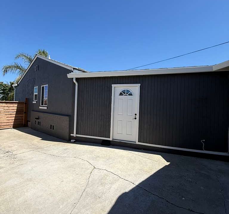 1st image of 2980 Betsy Way
