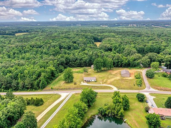 4th image of 565 Industrial Dr