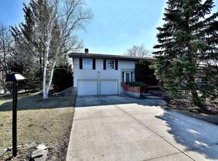 20W683 Mayfair Rd, Lombard, IL 60148