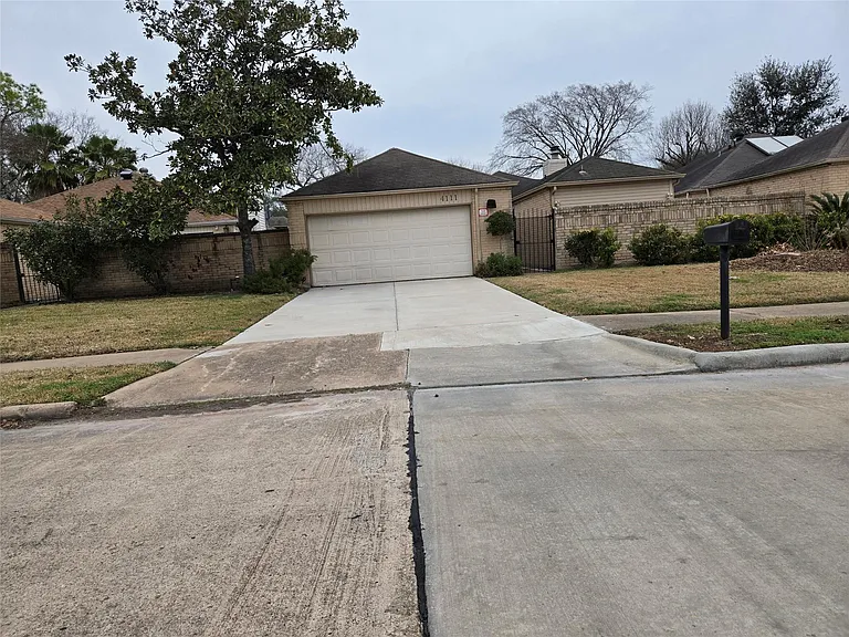 4111 Knoll Glen Dr — Photo 11